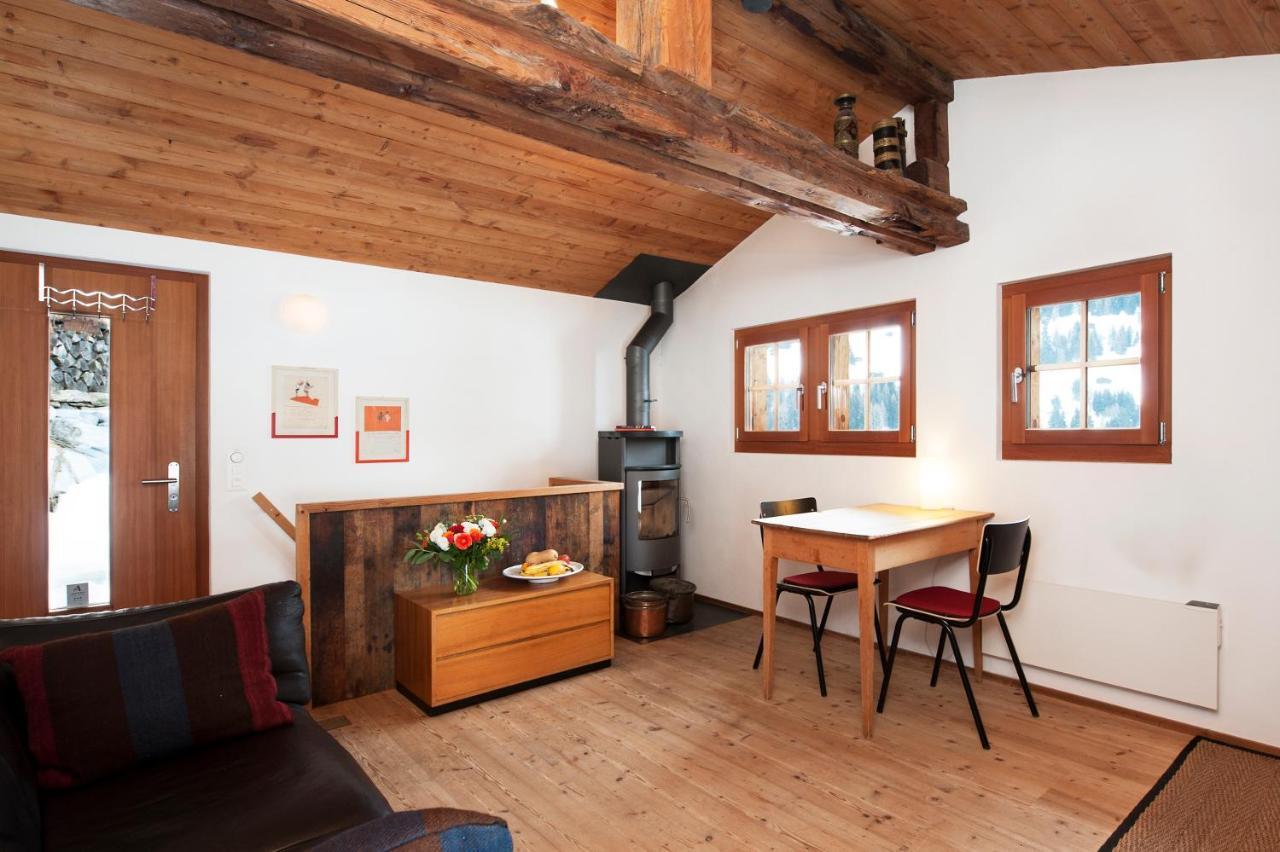 Denkmalgeschuetzter Spycher Total Renoviert Goms Extérieur photo