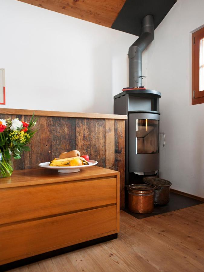 Denkmalgeschuetzter Spycher Total Renoviert Goms Extérieur photo
